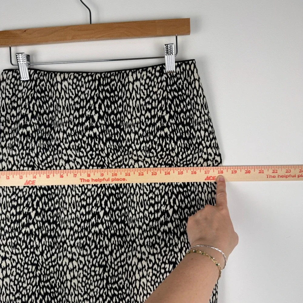 Lafayette 148 New‎ York Leopard Animal Print Pencil Skirt Size 2 Office Siren